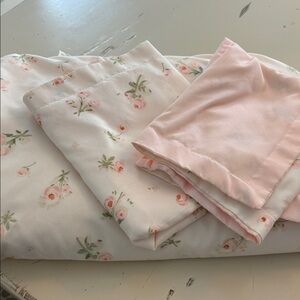 Floral Pink and White Duvet Cover & Shams